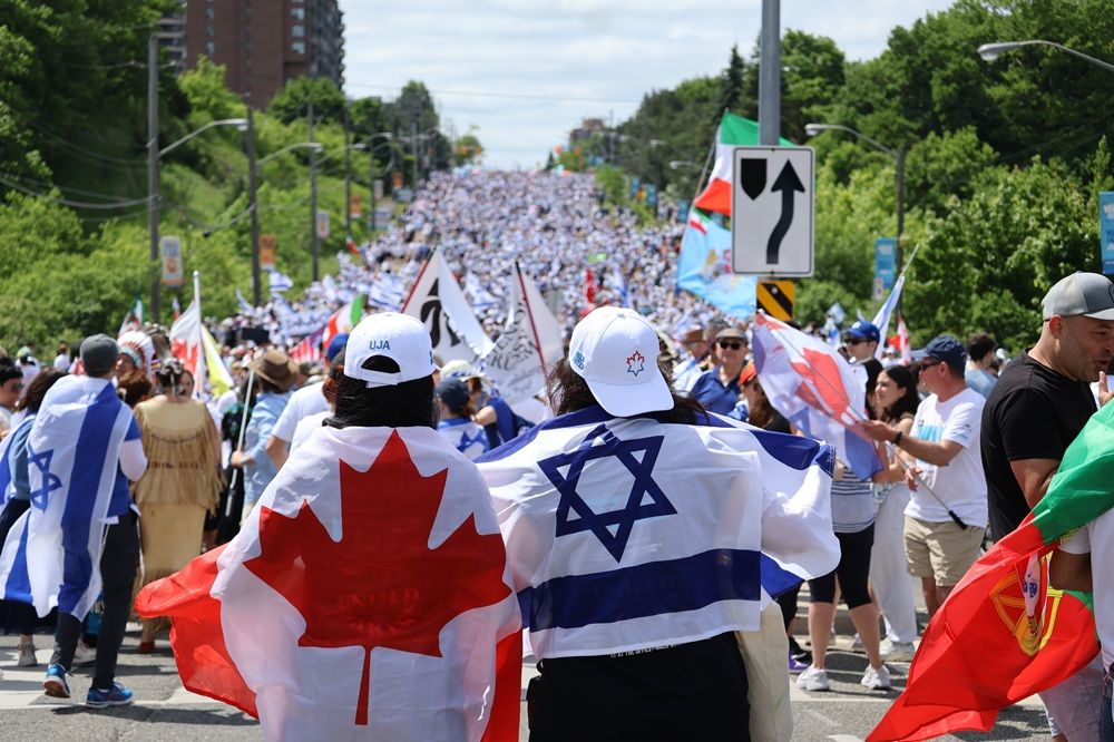 WARMINGTON: Toronto cops make early arrest at Walk with Israel