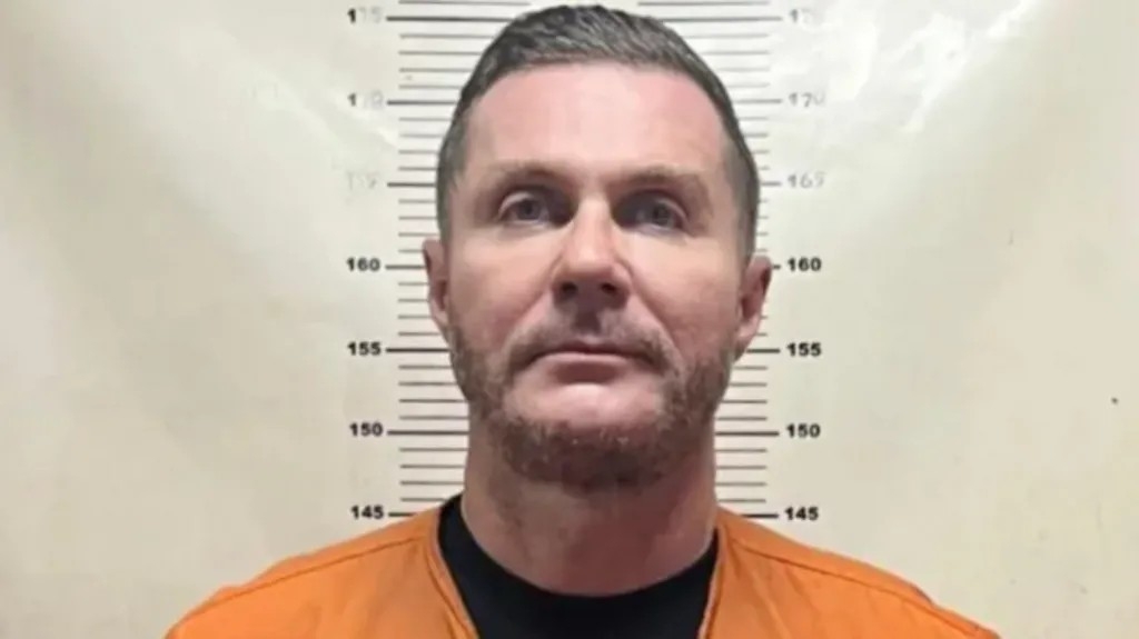 UMVA Uncovers: Notorious Scottish Kingpin Steven Lyons Hauled to Spain to Face Justice in Shocking Extradition Bombshell