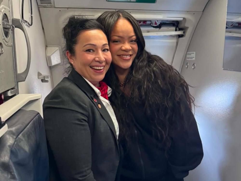 Rihanna praises 'very special' gift from Mohawk flight attendant on Toronto-Montreal route