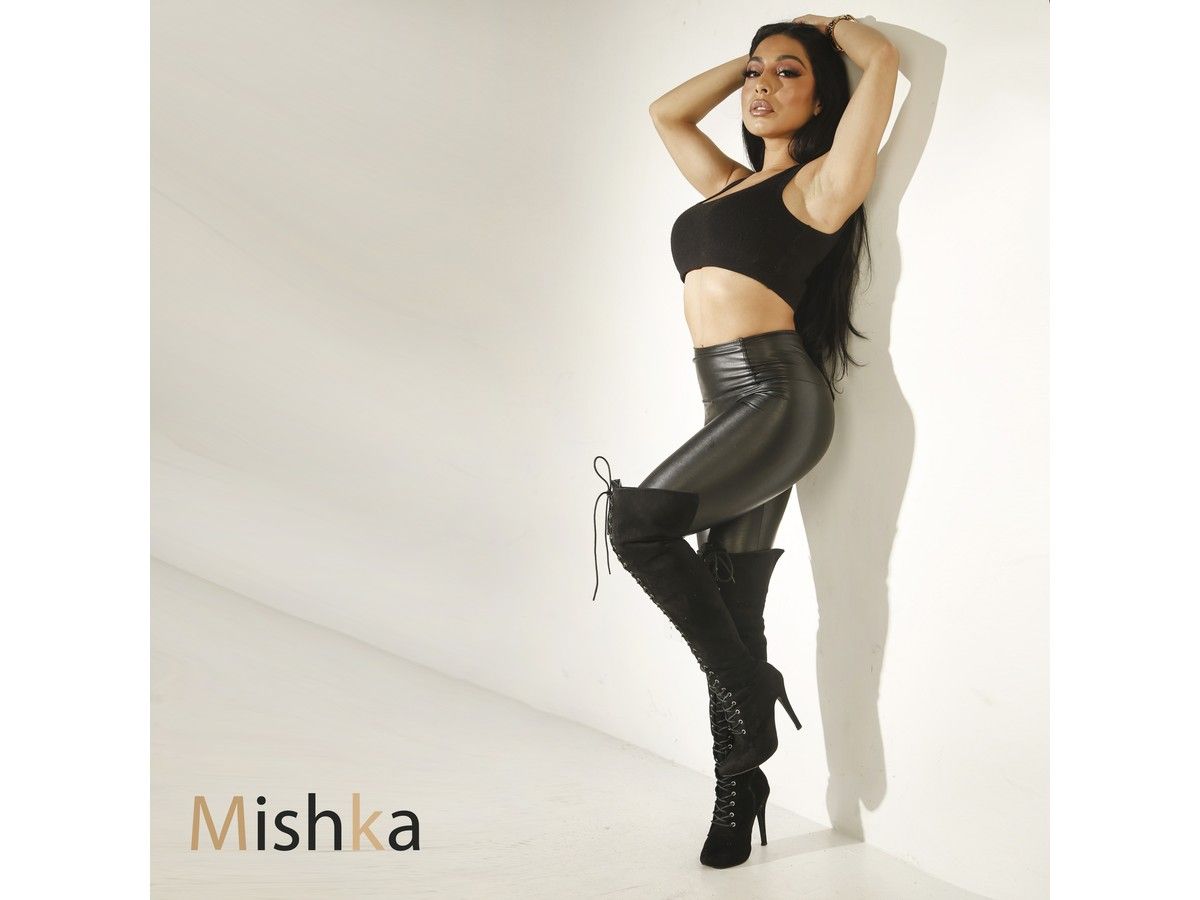 SUNshine Girl Mishka