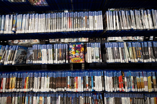 Conservation Effort Launched to Preserve Physical Game Discs Amid PlayStation's Shift to Digital Formats