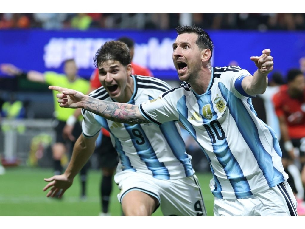 Lionel Messi celebrates scoring Argentina’s second goal. (Thomas COEX/AFP)
