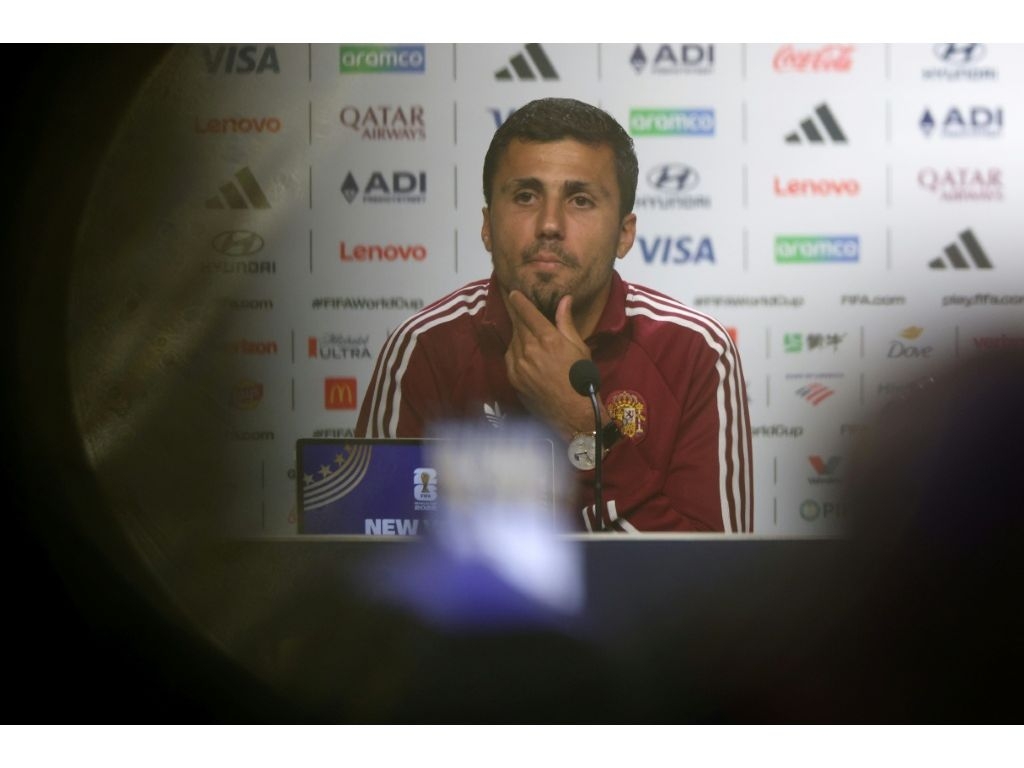 Spain captain Rodri speaks to the press. (Lars Baron/GETTY IMAGES NORTH AMERICA/AFP)