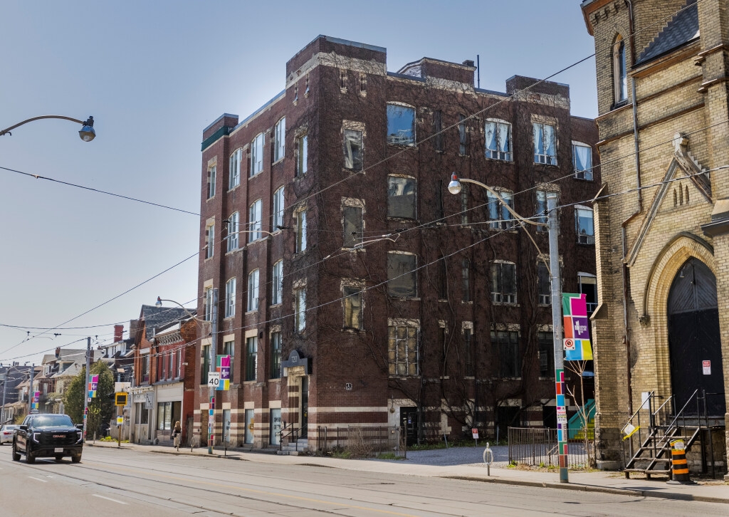  The City of Toronto bought this building at 720 Bathurst St. last year with plans to donate it to a shelter operator.