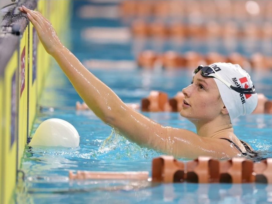 Summer McIntosh breaks 200 fly world record, oldest in women’s swimming