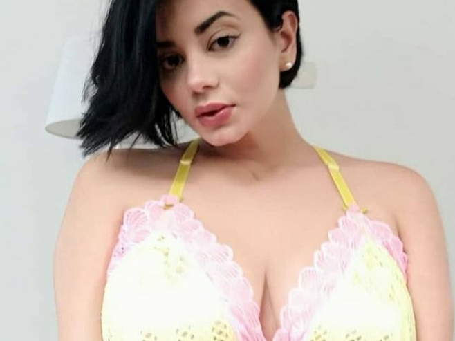 Ex‑adult film star elected in Colombia on economy boost