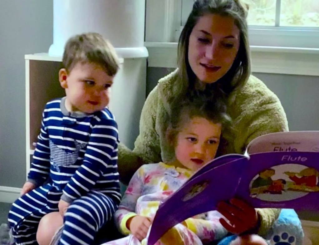  DEVOTED MOM: Lindsay Clancy and two of her children. (KEVIN REDDINGTON)