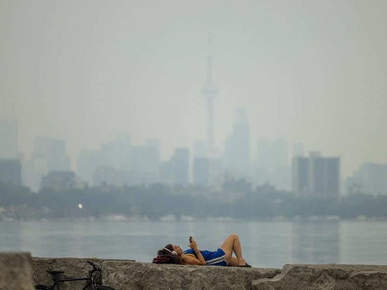 GTA Smoke Lingers With Poor Air Quality Before Weekend Relief