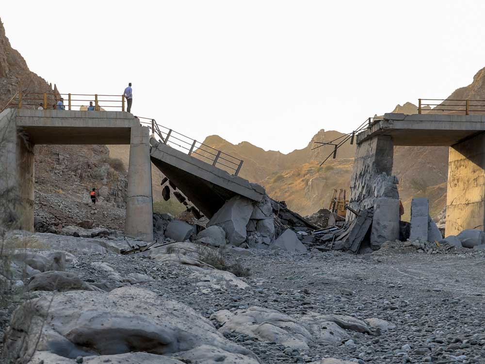 Iran Conflict Escalates as US Launches Additional Airstrikes
