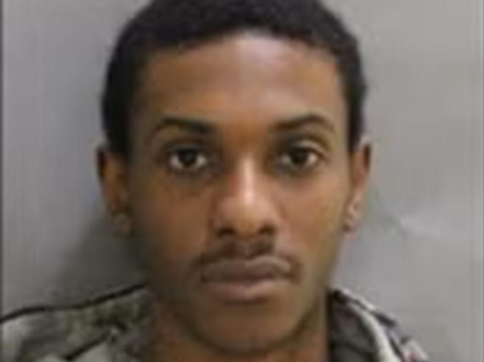  Avi Jackson-Bungiena, 20, is wanted by York Regional Police.