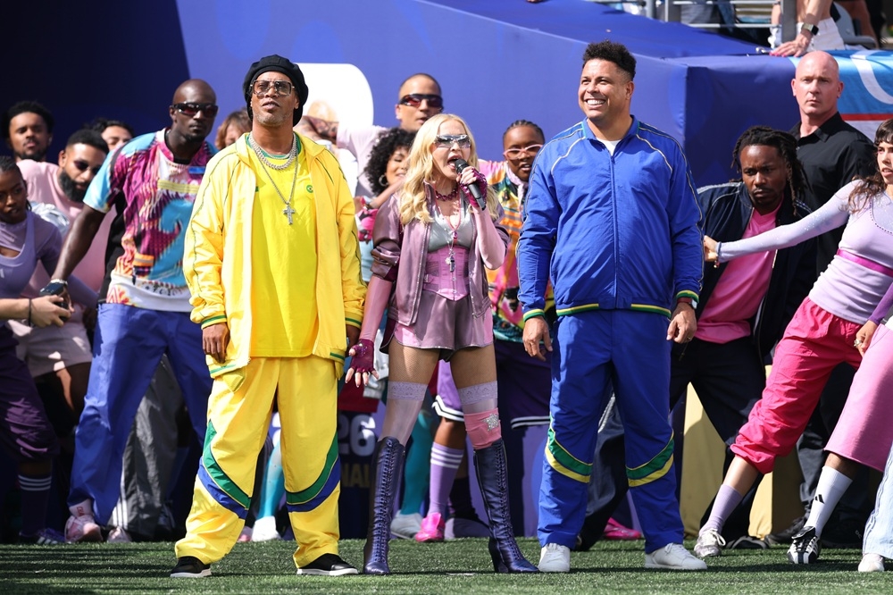 Ronaldinho, Madonna and Ronaldo perform during the Topps Final Halftime Show in the FIFA World Cup 2026 Final match between Spain and Argentina at New York New Jersey Stadium on July 19, 2026 in East Rutherford, N.J.. CARL RECINE/GETTY IMAGES Ronaldinho, Madonna and Ronaldo perform during the Topps Final Halftime Show in the FIFA World Cup 2026 Final match between Spain and Argentina at New York New Jersey Stadium on July 19, 2026 in East Rutherford, N.J.. CARL RECINE/GETTY IMAGES