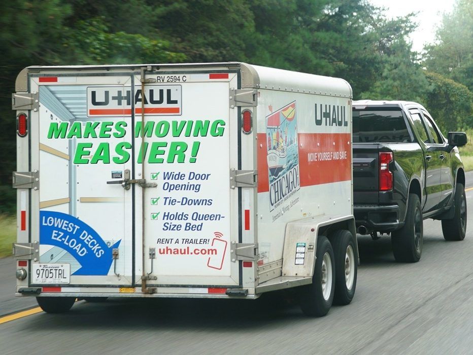 משאית מושכת U-Haul