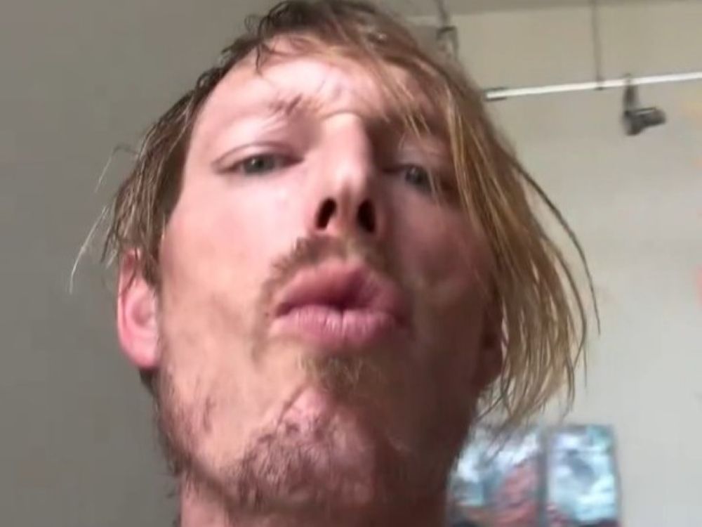 Former NBA player Kyle Singler has posted concerning videos on Instagram.