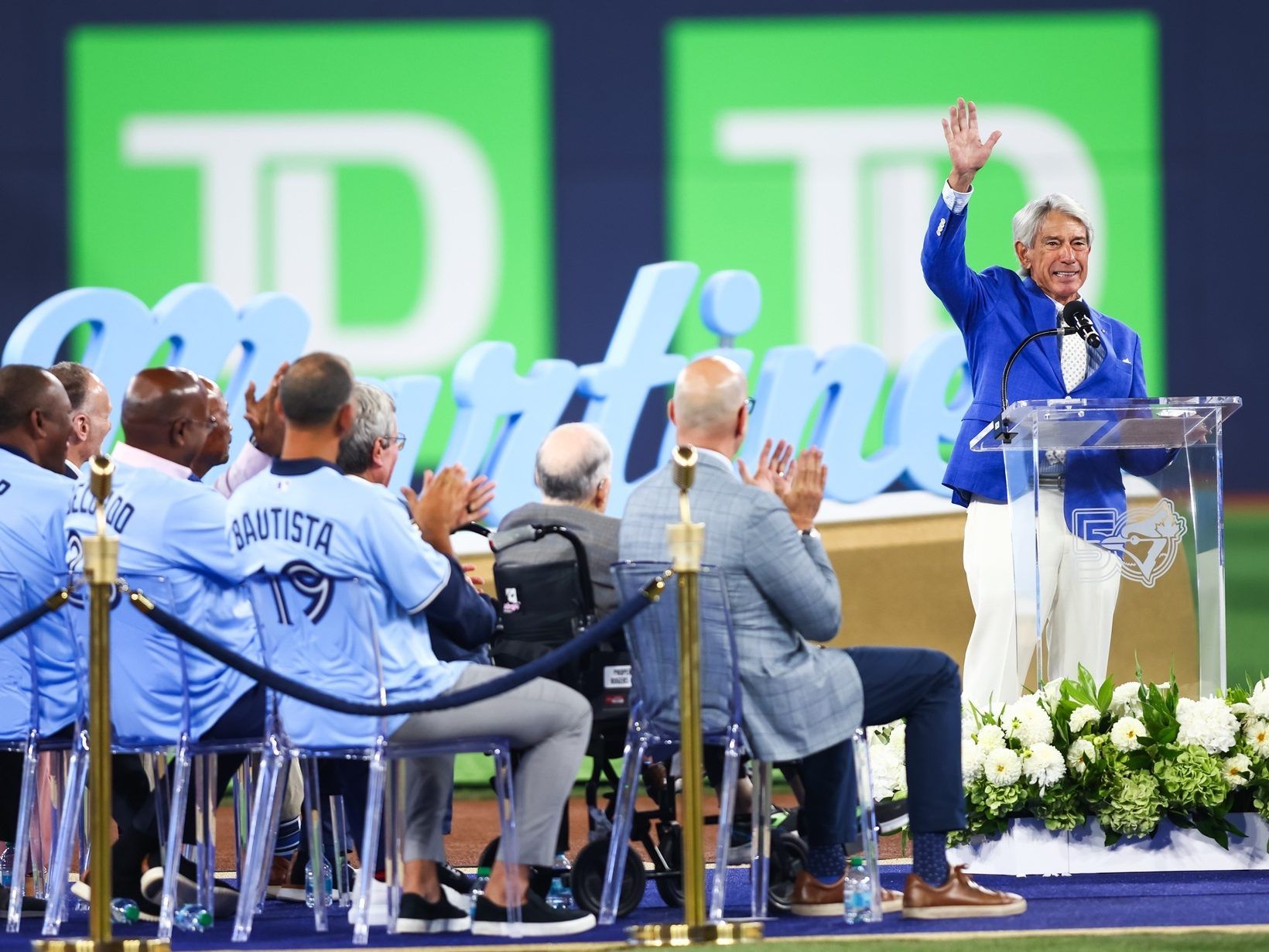 Hall of Excellence honoree Buck Martinez brings down the Blue Jays house with one more swing and drive