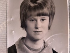 A picture of Christina Blizzard's passport photo when she arrived in Canada in 1975.