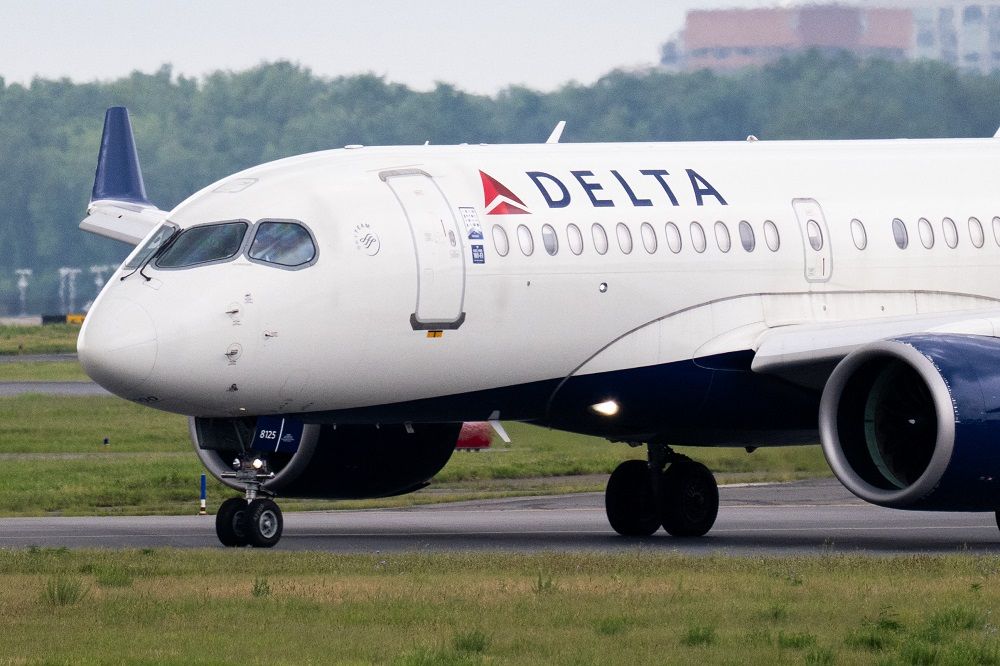 Delta flight makes emergency landing in Newfoundland