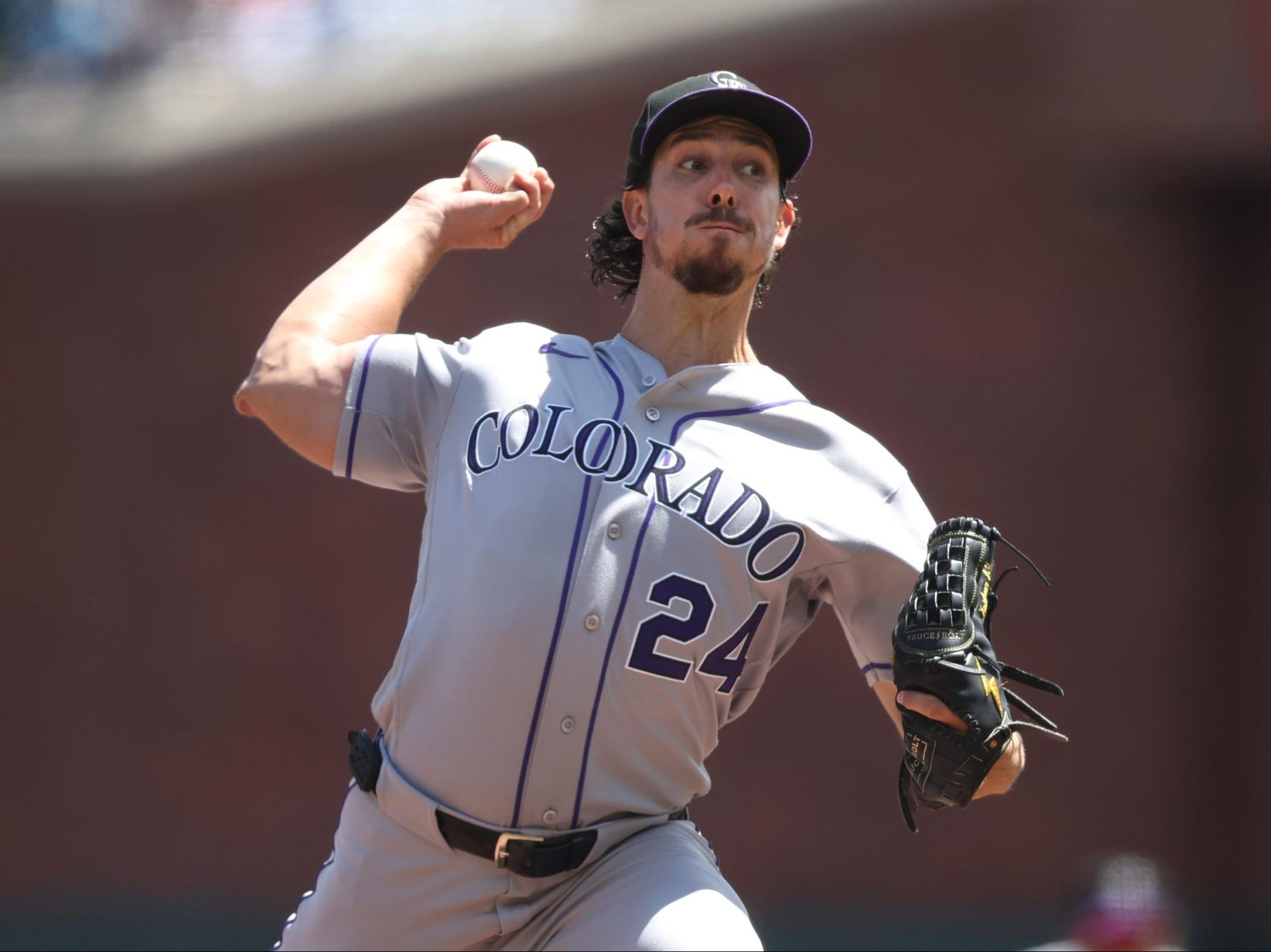 Why the Blue Jays signed 34-year-old pitcher recently released by worst team in the National League