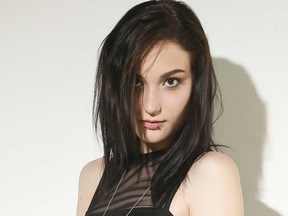 SUNshine Girl Julie
