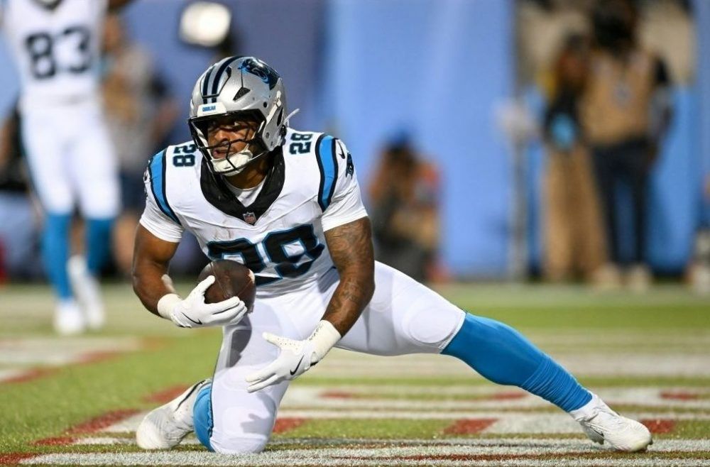 Panthers edge Cardinals in NFL pre-season opener