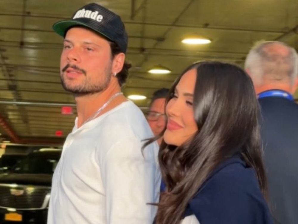 Is Leafs captain Auston Matthews engaged? Vanessa Piunno spotted with diamond ring at U.S. Open