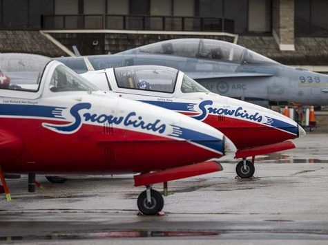 Snowbird pilots making memorable moments across Canada