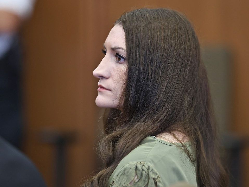 Judge declares mistrial in Lindsay Clancy trial