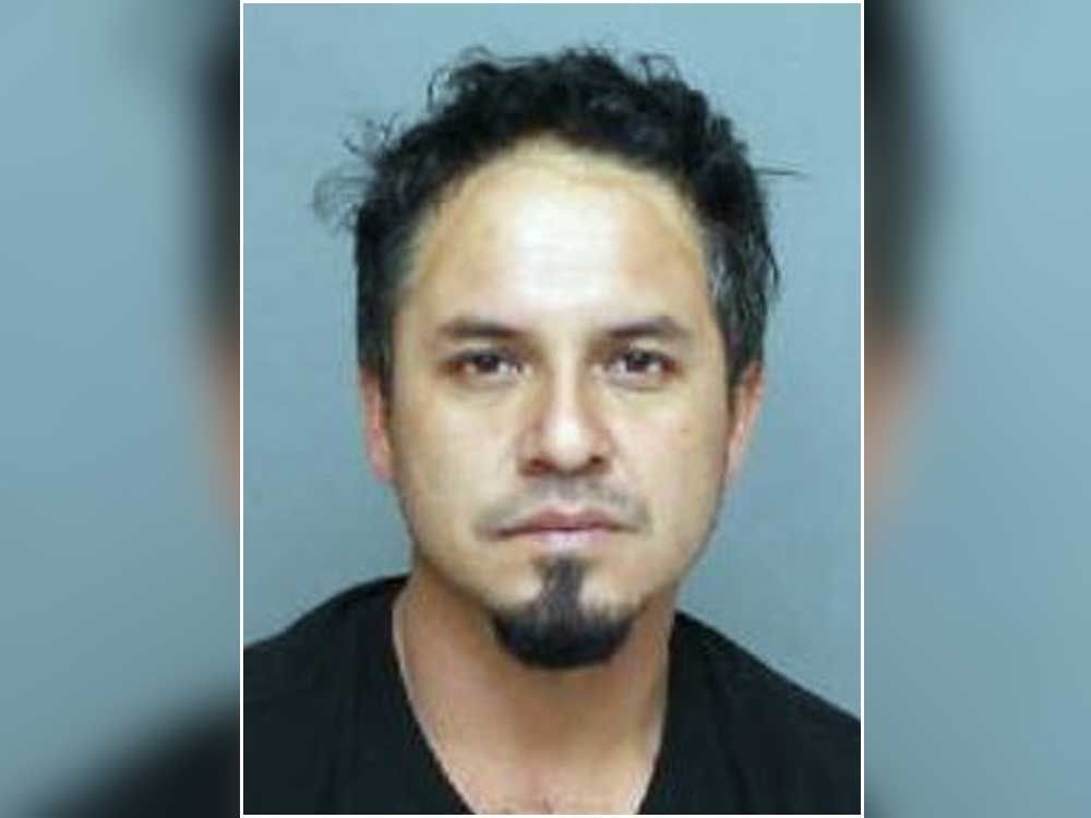 Man sought for assault, theft in Corso Italia; voyeurism suspect charged