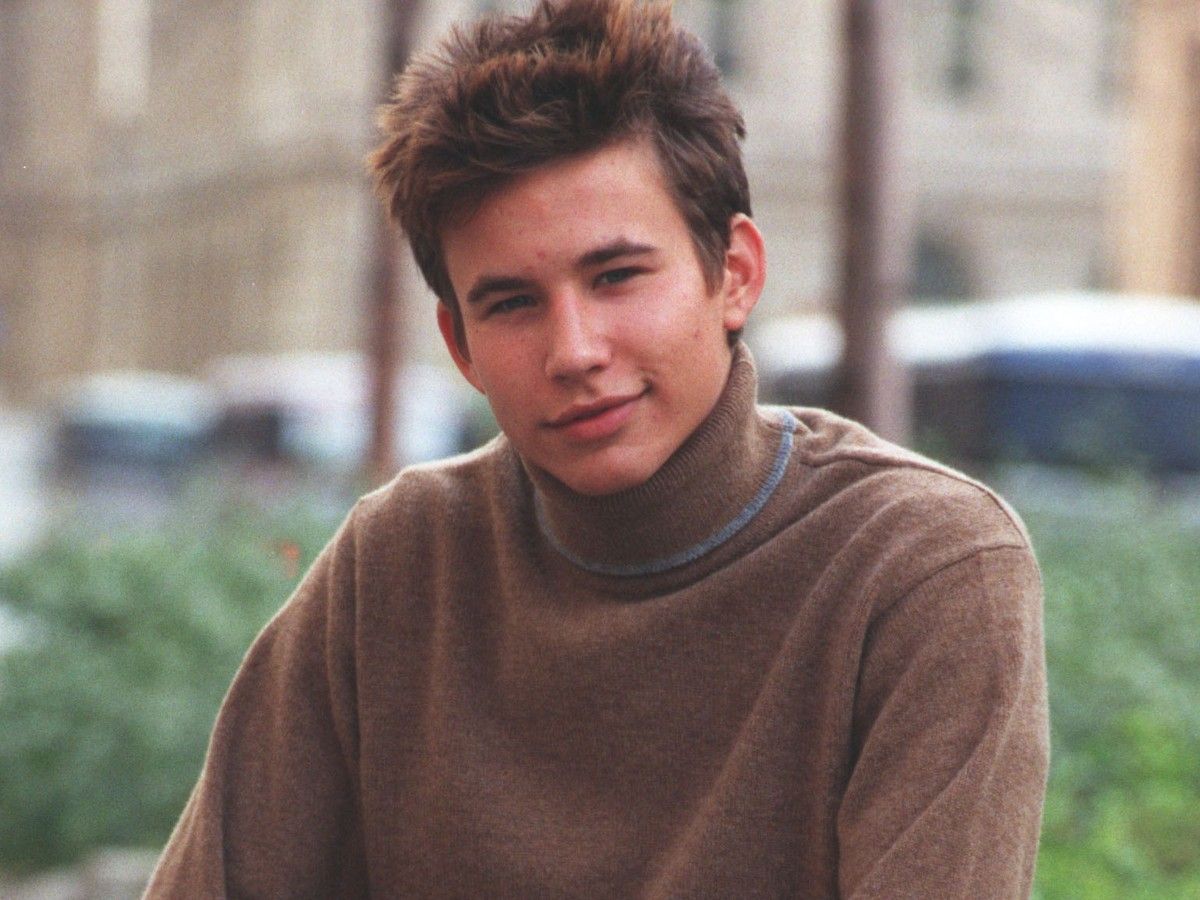 Jonathan Taylor Thomas of 'Home Improvement' seen outside the Royal York Hotel in 1998.