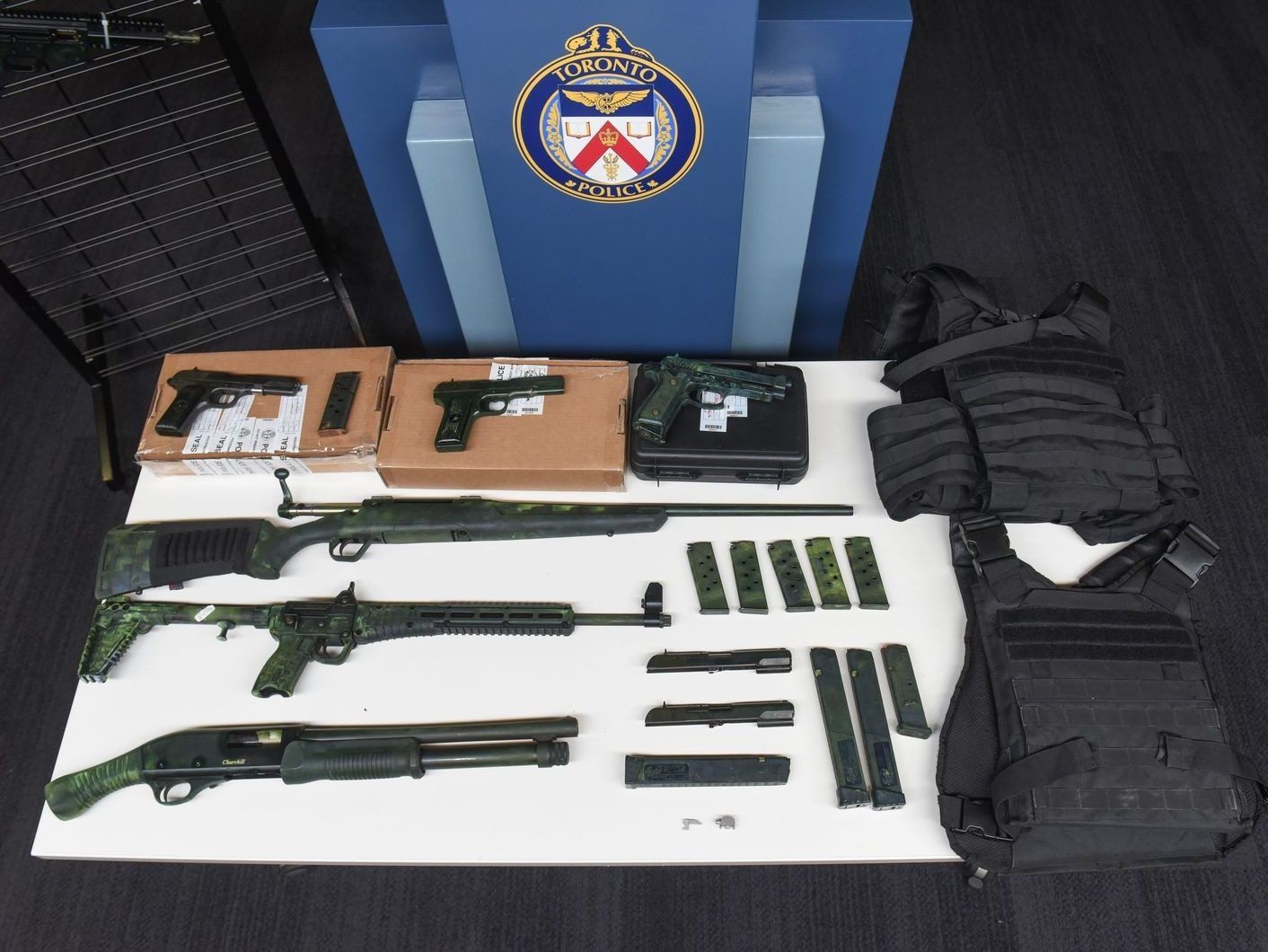 Toronto police bust gun buyers, infiltrate alleged online gun trafficking network