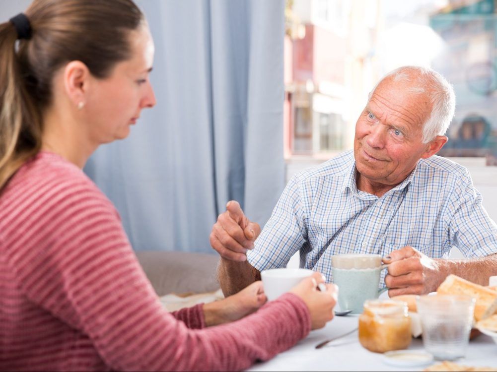 DEAR ABBY: Daughter spurns father for questionable reasons