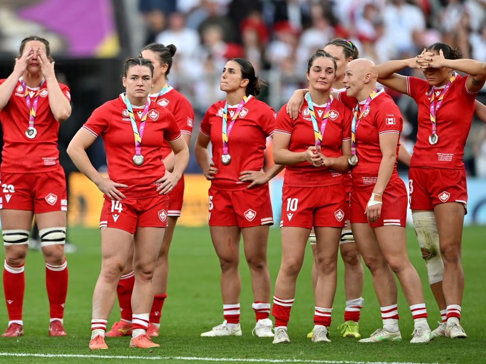 Alysha Corrigan, Julia Schell, Taylor Perry, Taylor Perry and Olivia Apps of Canada look dejected after defeat to England during the Women's Rugby World Cup 2025 Final.