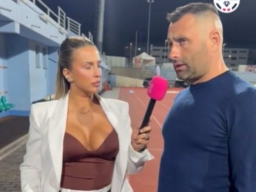 Sabina Jaksova interviews David Oulehla, coach of the Czech team FK Viagem.