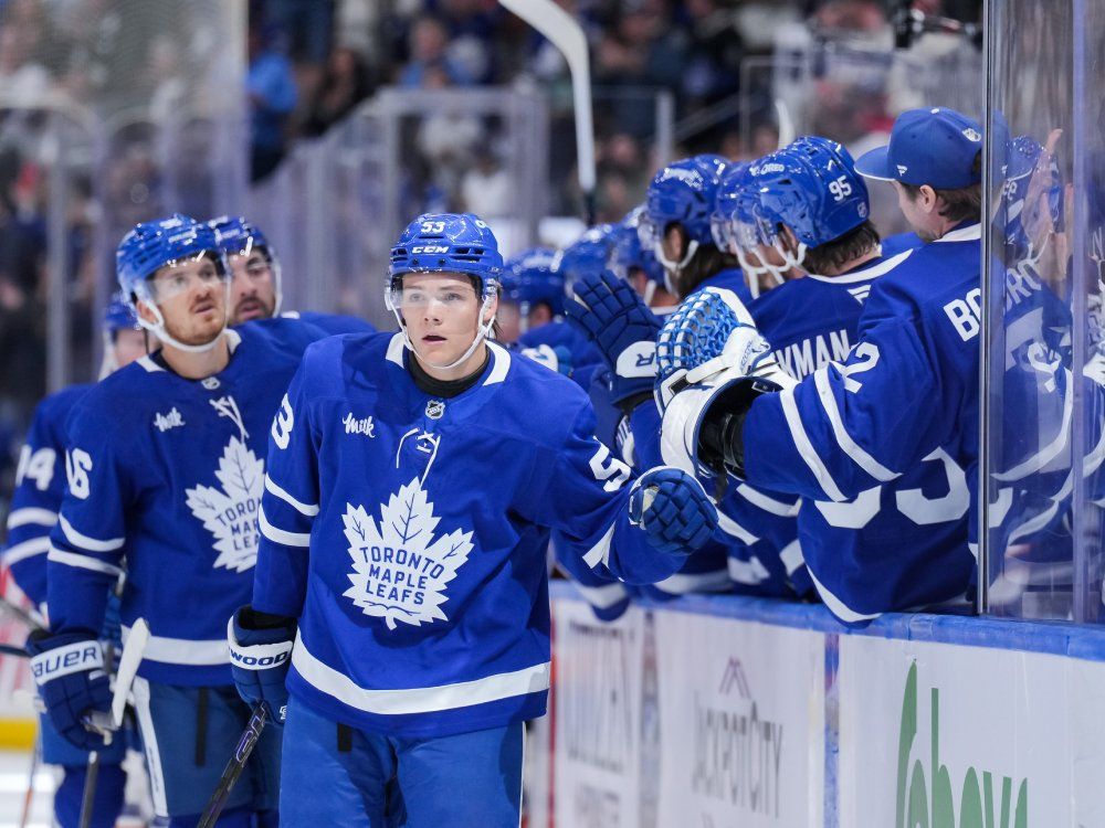 New York Islanders v Toronto Maple Leafs