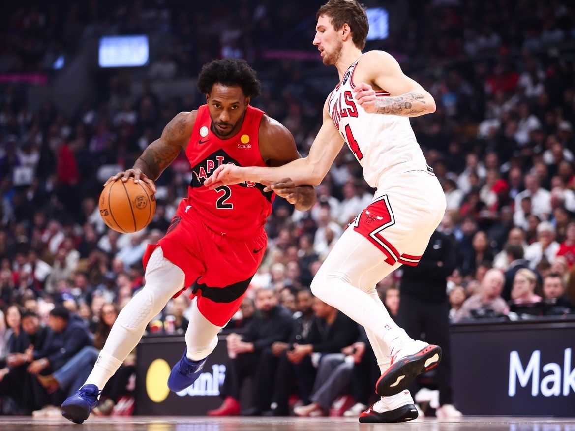 Scottie Barnes outshines Kawhi Leonard as Raptors kick off season with rout of Bulls