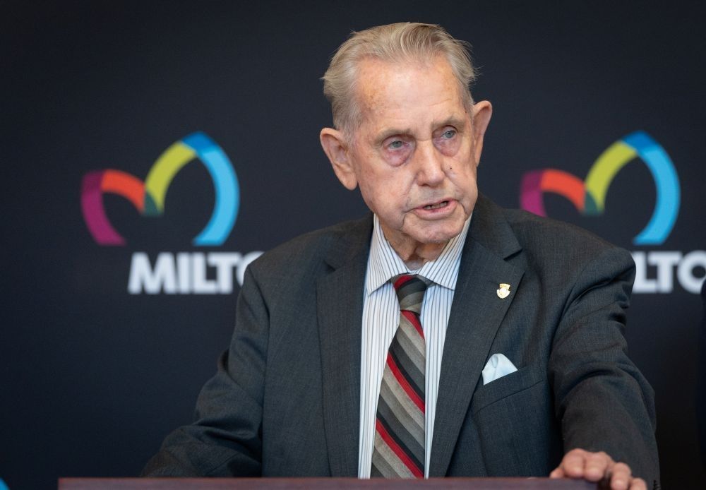 Gord Krantz' 46-year term as Milton mayor ends in election-night upset
