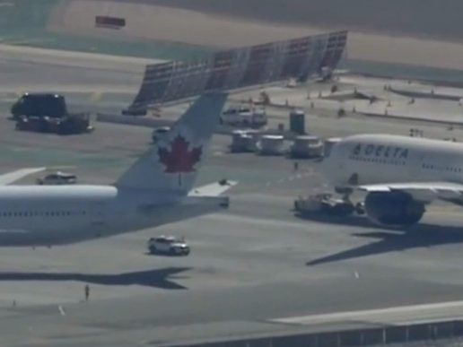 Delta plane collides with Air Canada jet from Toronto at LAX