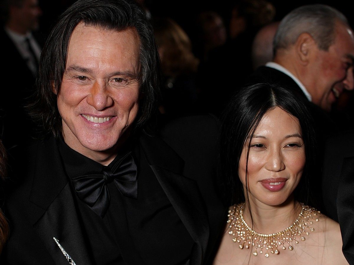 Jim Carrey and Min Ah pose during the 51st Cesar Film Awards at L'Olympia on Feb. 26, 2026 in Paris.