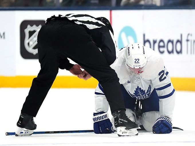 jake mccabe leafs