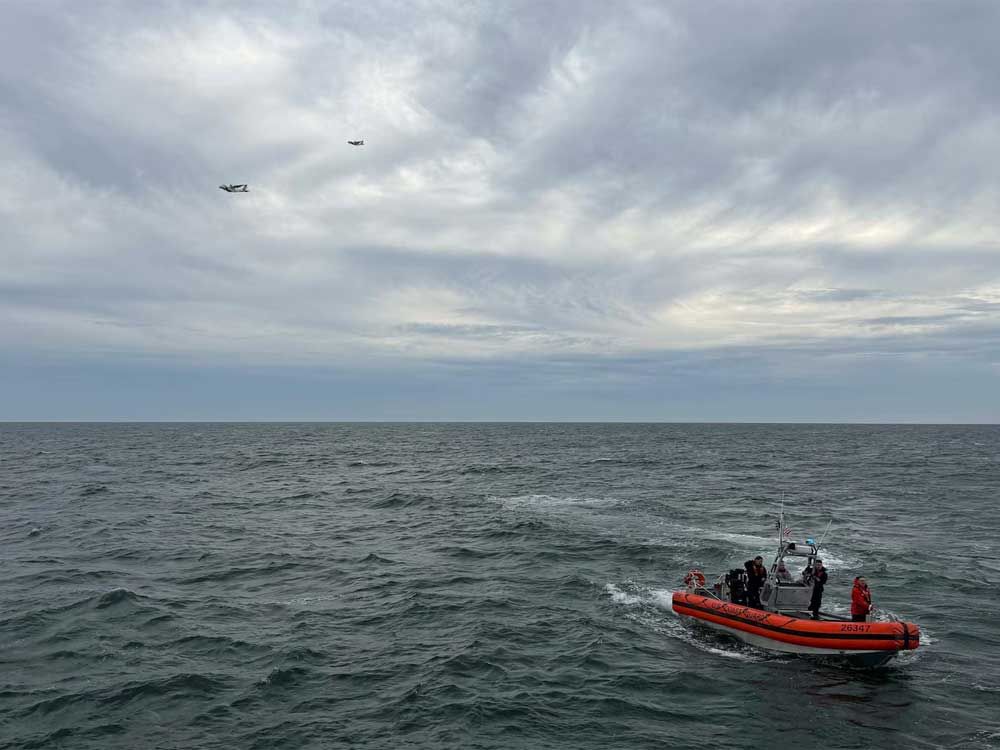 U.S. Coast Guard locate debris field linked to missing Ontario air ambulance
