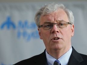 A former vice-president of Manitoba Hydro says the Selinger government has consistently misled Manitobans when it comes to the controversial Bipole III project. (WINNIPEG SUN Files)