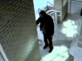 Gatineau Police released Tuesday surveillance video that shows a vandal spraying anti-Islamic messages on the Outaouais Islamic Centre on Jan. 6.