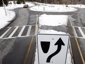 te the roundabout on Sussex Dr. at Rideaugate in Ottawa. More roundabouts are coming to Ottawa. (Tony Caldwell/Ottawa Sun)