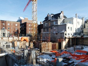 Construction at 454 King Edward Street in Ottawa January 25, 2012.  
(TONY CALDWELL/Ottawa SUN)