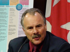 Ontario environmental commissioner Gord Miller discusses his new report on Wednesday, March 7, 2012. (Antonella Artuso/Toronto Sun)