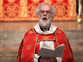 Archbishop of Canterbury Rowan Williams speaks during the ninth Inauguration of the General Synod at Westminster Abbey in London in a November 23, 2010 file photo. (REUTERS/Dan Kitwood/POOL/files)