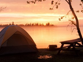 Otter Falls Camp ground in the Whiteshell Provincial Park offers campsites beside the lake. (Marcel Cretain, Winnipeg Sun files)