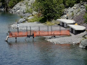 A scuba diver drowned at the Flintkote Quarry near Thetford Mines, Que., July 28, 2012. (DIDIER DEBUSSCHERE/QMI Agency)