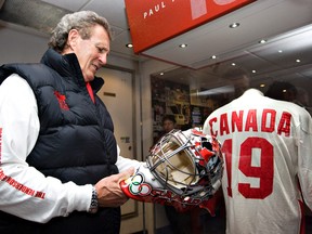 Canadian hockey hero Paul Henderson deserves to be the Hall of Fame. (QMI Agency files)