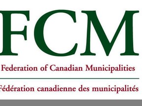 Federation of Canadian Municipalities logo