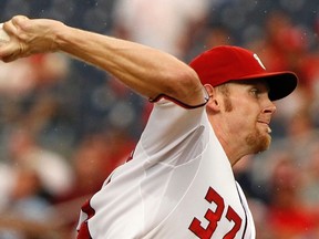 Nationals starter Stephen Strasburg pitches against the Braves at Nationals Park in Washington, D.C., Aug. 21, 2012. (LARRY DOWNING/Reuters)